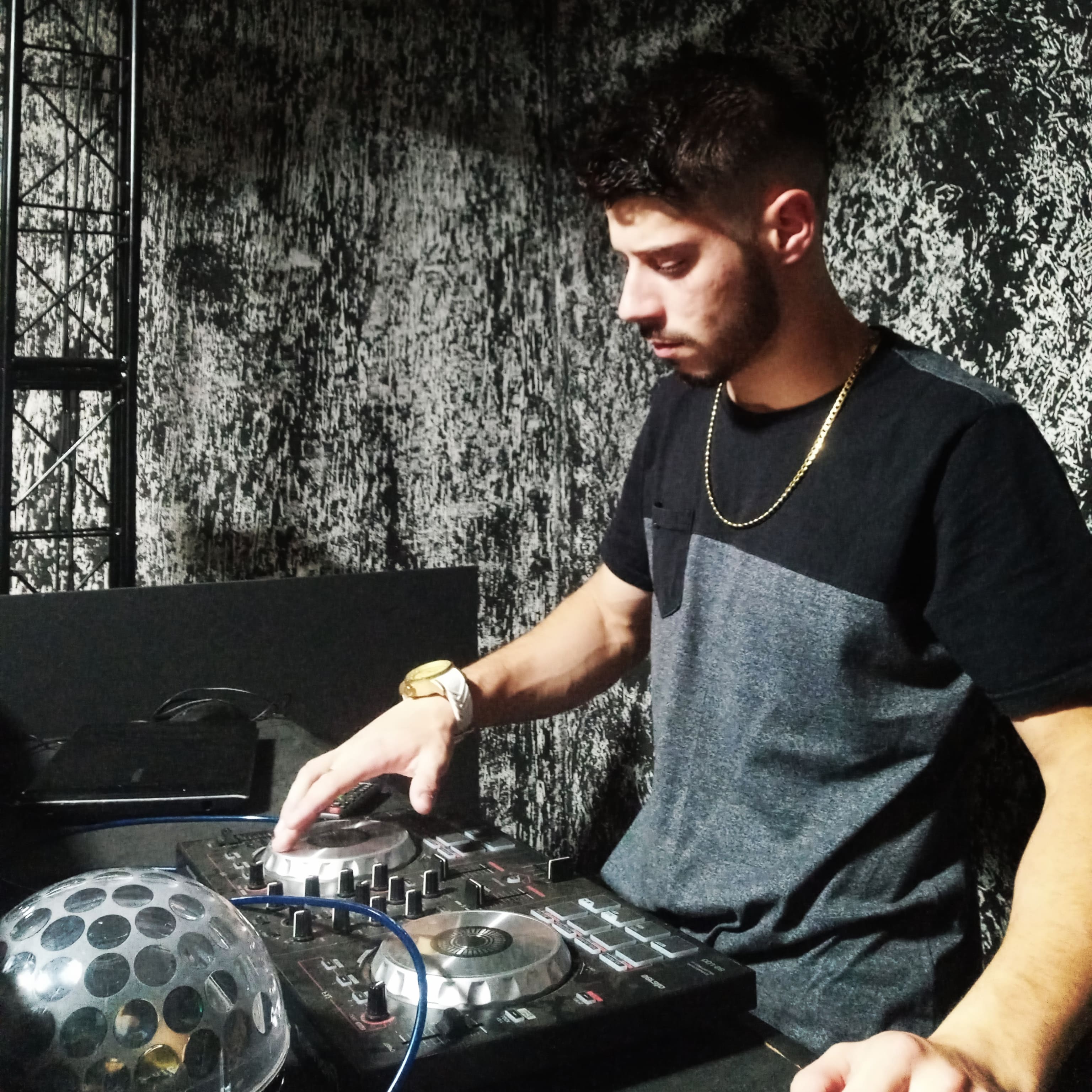 DJ Mateus Rodrigo